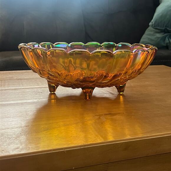 Large Vintage Iridescent Amber Indiana Carnival Glass Fruit Bowl - Picture 2 of 6